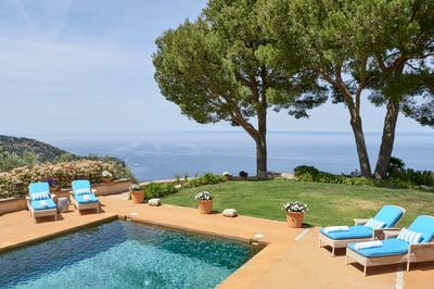 Luxury Villa Photo #5