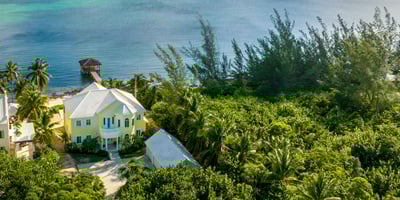 Luxury Villa Photo #37