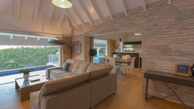 Luxury Villa Photo #31