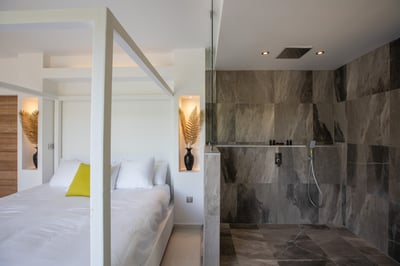 Luxury Villa Photo #41