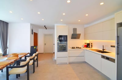 Luxury Villa Photo #9