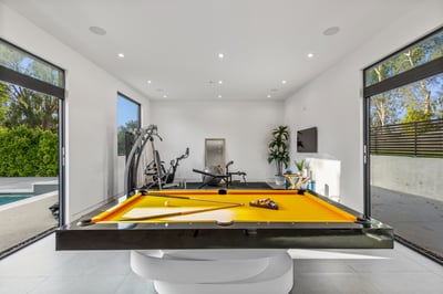Luxury Villa Photo #29