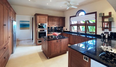 Luxury Villa Photo #6