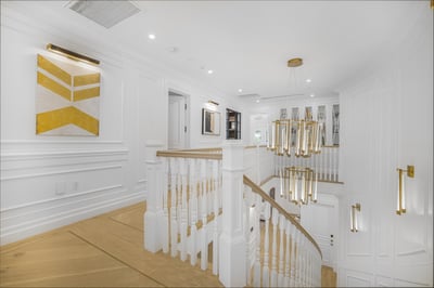 Luxury Villa Photo #25