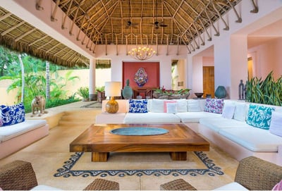 Luxury Villa Photo #11