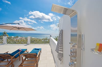 Luxury Villa Photo #11