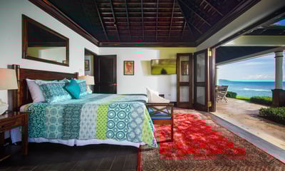 Luxury Villa Photo #13