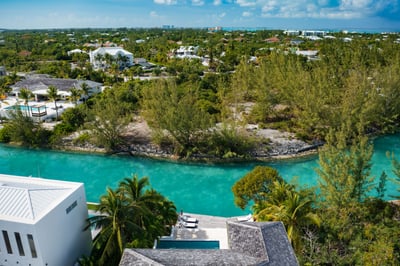 Luxury Villa Photo #22