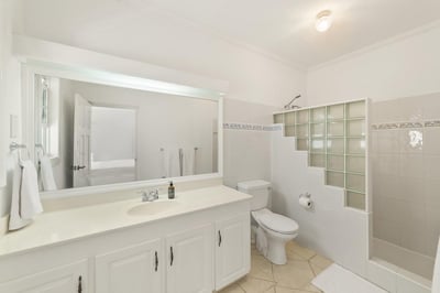 Luxury Villa Photo #25