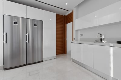 Luxury Villa Photo #15