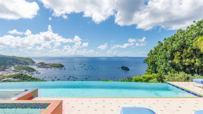 Luxury Villa Photo #13