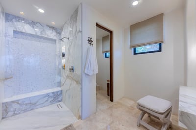 Luxury Villa Photo #73