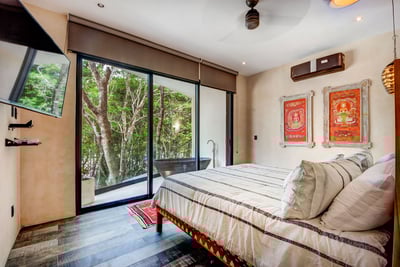 Luxury Villa Photo #26