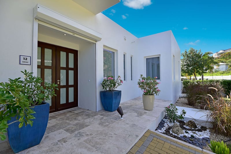 3 BDM Beachview Villa