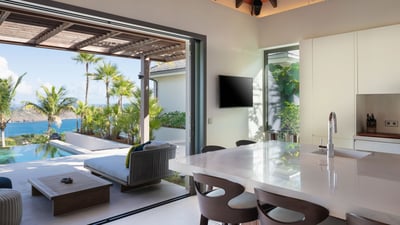 Luxury Villa Photo #15
