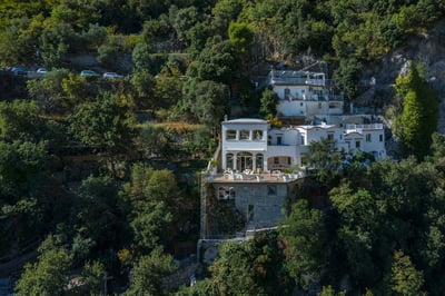Luxury Villa Photo #2