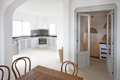 Luxury Villa Photo #13