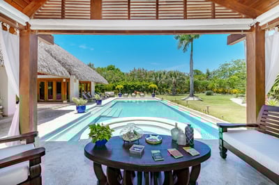 Luxury Villa Photo #12