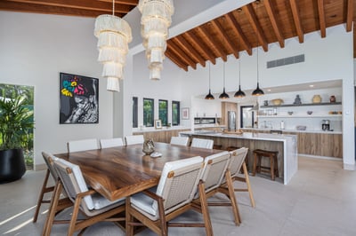 Luxury Villa Photo #44