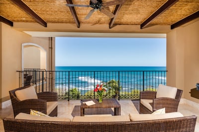 Luxury Villa Photo #4