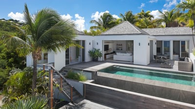Luxury Villa Photo #2