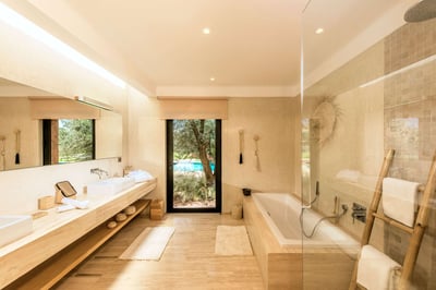 Luxury Villa Photo #22