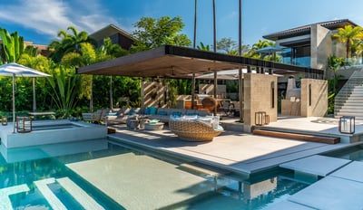 Luxury Villa Photo #7