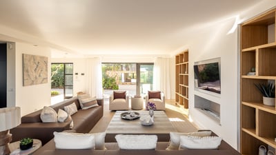 Luxury Villa Photo #9