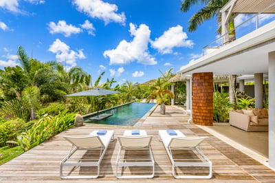 Luxury Villa Photo #2