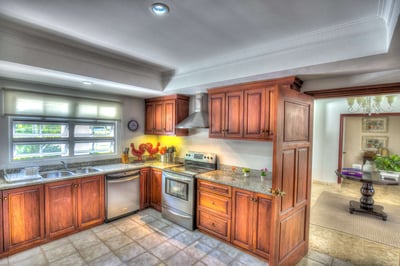 Luxury Villa Photo #12