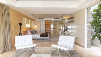 Luxury Villa Photo #28
