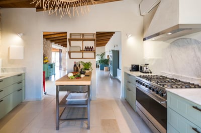 Luxury Villa Photo #23