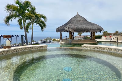 Luxury Villa Photo #10