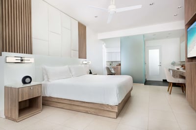 Luxury Villa Photo #2