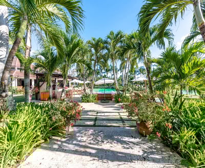 Luxury Villa Photo #17