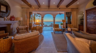 Luxury Villa Photo #21