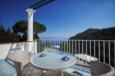 Luxury Villa Photo #11