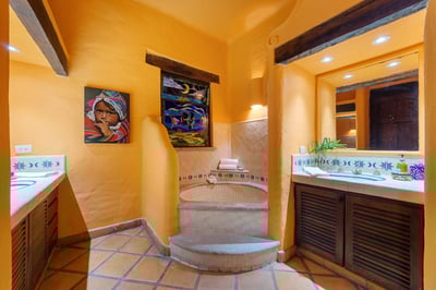 Luxury Villa Photo #45
