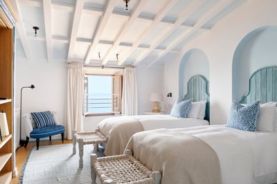 Luxury Villa Photo #38