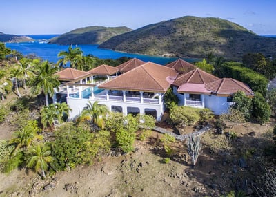 Luxury Villa Photo #6