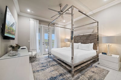 Luxury Villa Photo #41