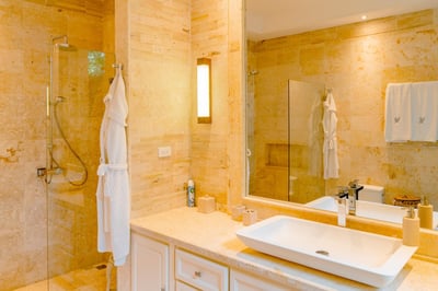 Luxury Villa Photo #49