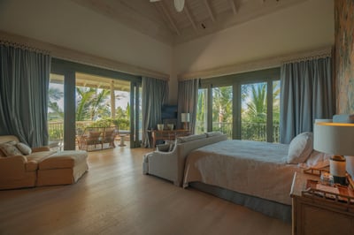 Luxury Villa Photo #63