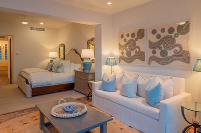 Luxury Villa Photo #41