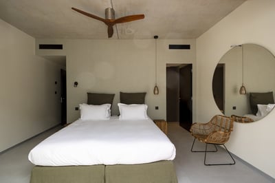Luxury Villa Photo #13