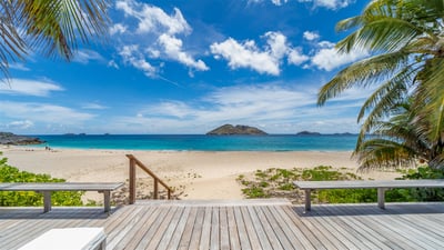 Luxury Villa Photo #3