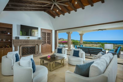 Luxury Villa Photo #20