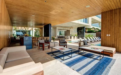 Luxury Villa Photo #11