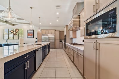 Luxury Villa Photo #15