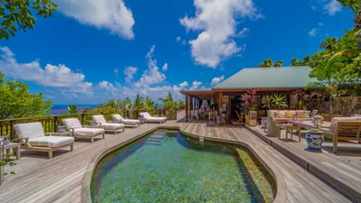 Luxury Villa Photo #2